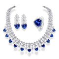 Exquisite Schmuckkollektion aus 18 kt Gold mit im Labor gezüchteten blauen Saphiren
